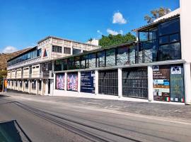 Hotel y Restaurante ALDU, hotel in La Ladrillera