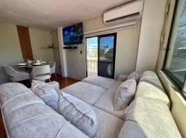 Almar departamento completo con balcon 2 habitaciones AC - WIFI Starlink - 2 baños completos con AGUA CALIENTE