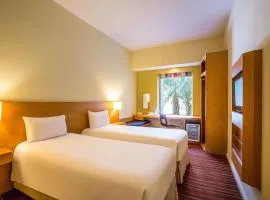 ibis Mall Avenue Dubai