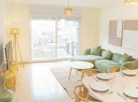 Apto familiar a pasos del mar en Roses BravaDreams