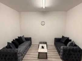 Stylish Dream Home with 4 En-Suite Bedrooms