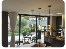 Casa de luxo com piscina