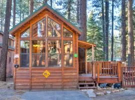 Cabin - Full Kitchen - pet friendly - TV