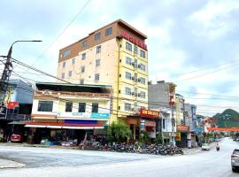 Khách sạn Tam Sơn, отель в городе Quản Bạ
