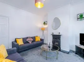 3 BDR House By Eason Stays Short Lets Sheffield