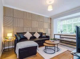 2BR House By Eason Stays Short Lets Wythenshawe