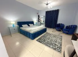 spacious fully furnished studio apartment in Emirates cluster