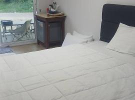 Chanjao Restaurant & Bar at Koh Mook, hotel em Koh Kradan