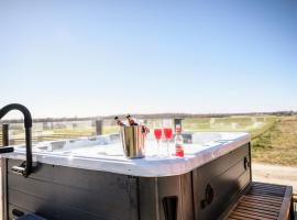 Private Villa near Lund with Garden & Spa, hotel en Kävlinge