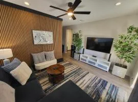 1BR Private Entry Pool Spa Retreat, 25 min to Disneyland