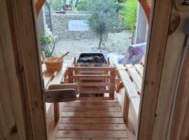 Holiday Home Inga with free private parking, hotel in Rijeka