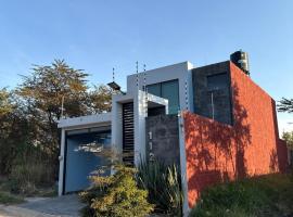 Casa bonita en Arandas, отель в городе Арандас