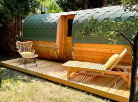 Holzfass Entspannung pur mit schönstem Bergblick 3, hotel em Bad Aibling