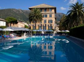 Grand Hotel Arenzano, khách sạn có bồn tắm nóng ở Arenzano
