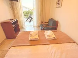 Port Breeze Apartment