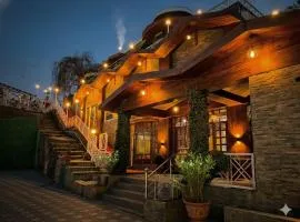 Galleu Hill Resort By LA Riqueza Hotels - Mountain View Rooms - Near to Adventure Park