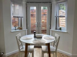 The Cellar Suite Pontefract, hotel in Pontefract