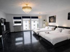 Exklusive Moderne Wohnung Gießen Stadtnähe mit Balkon, Hotel in Annerod