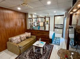 Cozy Private Studio with Free Parking Near City Center, hotel in Jaipur