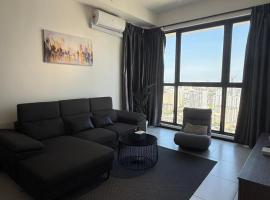 Urban Suites Home Suites by Twinkle Loft, hotel a George Town