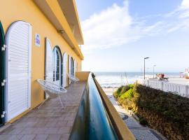 Santa Blue T2 - Santa Cruz center, hotel i Silveira