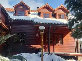 "Koloc dom drewniany "