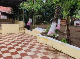 Beachfront Bliss Varsoli, hotell i Alibaug