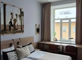 Cozy Private Room in Hotel Building