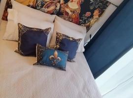 Medieval Village Lofts, hotel i Canela