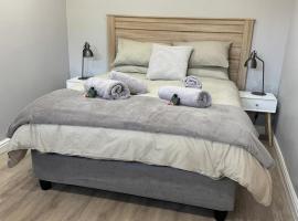 Alicante self-catering 2 Bedroom apartment sleeps 4, hotel u gradu Vuster