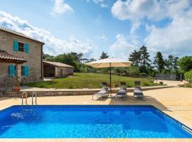 Vila Azzura - Buje by Villas Guide, Hotel in Buje