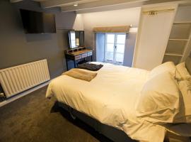 Monk and Tipster, hotell i Towcester