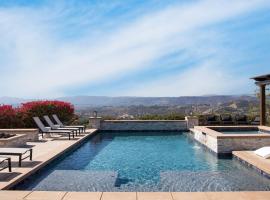 Camila by AvantStay 18-Person Temecula Mansion, hotel em Temecula