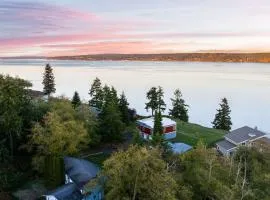 Greenbank Getaway by AvantStay