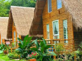 Bamboora Sanctuary Battambang，馬德望的有停車位的飯店