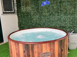 MBird Rosário Family House with Private Jacuzzi, hotel di Cascais