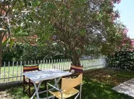 N303 - Comodo appartamento con giardino a Numana