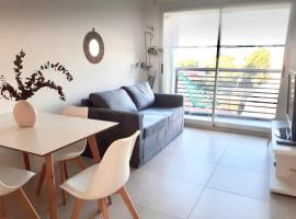 Hermoso departamento 2 ambientes en Quilmes, hotel em Quilmes