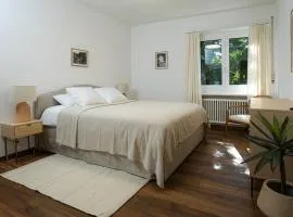 Maraini Deluxe Apartment - free parking