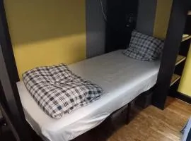 Private bedroom 13m2 in sharing flat of 30m2