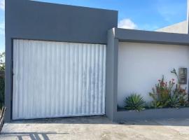 Casa pé na areia, Hotel in Camaçari