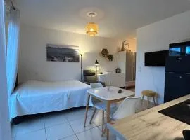 Studio a 3 mn à pied des thermes