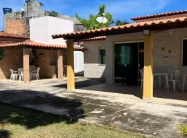 Linda casa de praia na ilha dentro condomínio