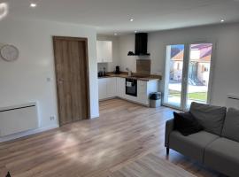 Appartement entièrement neuf: Ornans şehrinde bir otel