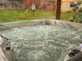 Guesthouse Greenview, hotel in Drenovo