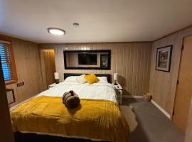 Silver Fork Lodge & Restaurant, hotel in Brighton