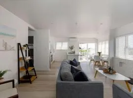 Awesome Beach House on Oceanview Road