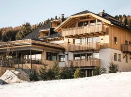 Wieserhof Family Farm, hotel em Maranza