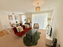 Issara Apartments 49 - Great location & Private Parking, hotel di Portsmouth