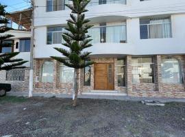 Departamentos camana, hotel em La Punta